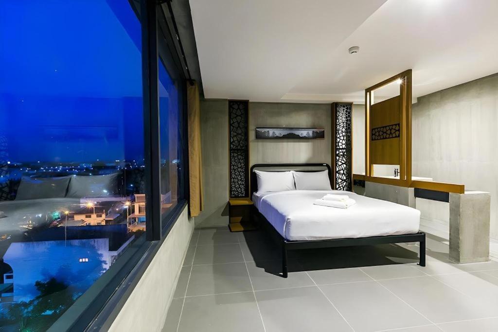 B2 Khon Kaen Boutique & Budget Hotel מראה חיצוני תמונה