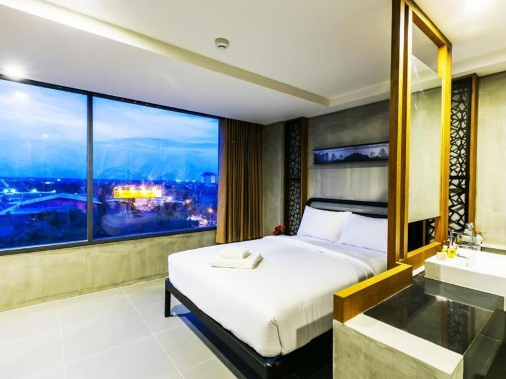 B2 Khon Kaen Boutique & Budget Hotel מראה חיצוני תמונה