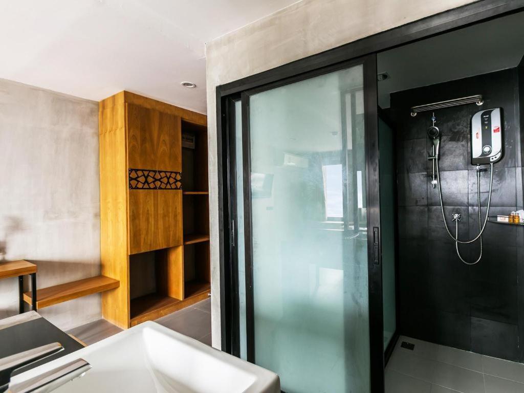 B2 Khon Kaen Boutique & Budget Hotel מראה חיצוני תמונה